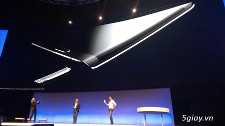 Samsung galaxy note edge nổi bật trong sự kiện công nghệ - 4