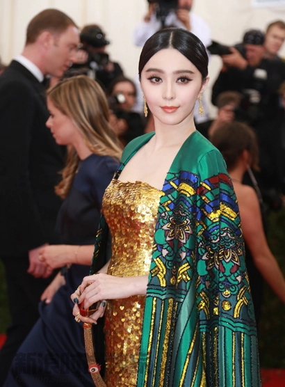 Phạm băng băng và các sao gốc hoa tại met gala 2015 - 2