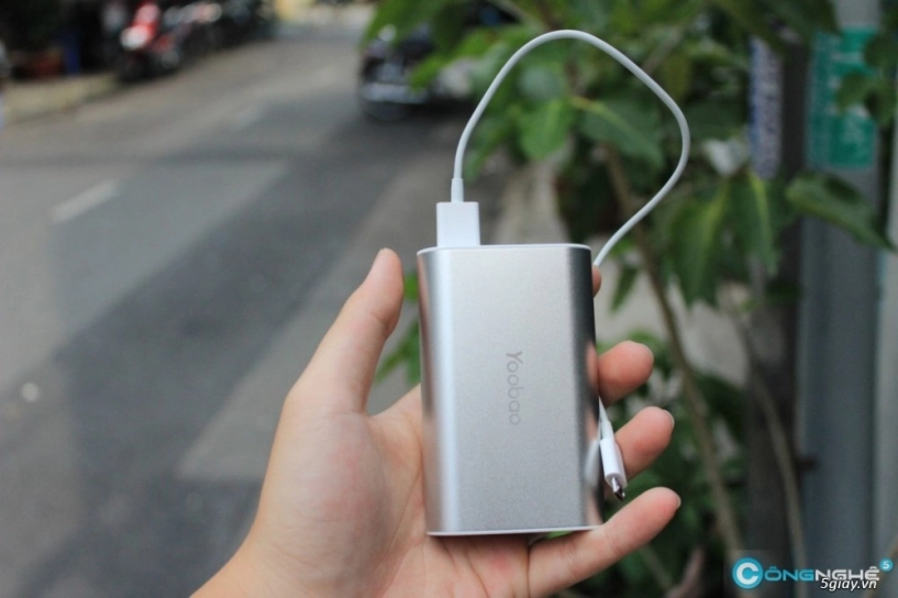 Pin dự phòng yoobao 6000mah nhỏ gọn mà mạnh mẽ - 2