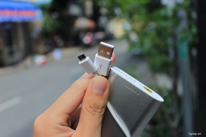Pin dự phòng yoobao 6000mah nhỏ gọn mà mạnh mẽ - 7