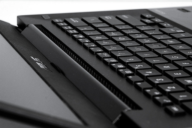Pu401 laptop tinh tế dành cho doanh nhân - 2