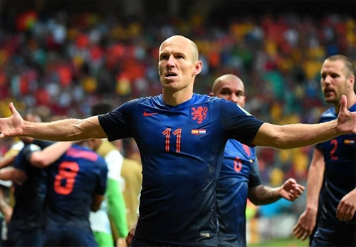 Robben trở thành cầu thủ nhanh nhất thế giới khi ghi bàn vào lưới tbn - 2