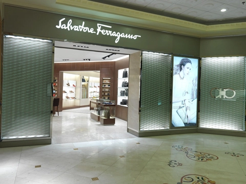 Salvatore ferragamo khai trương cửa hàng tại tràng tiền plaza - 1