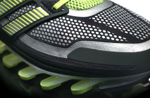 Springblade dòng giày chạy bộ độc của adidas - 3
