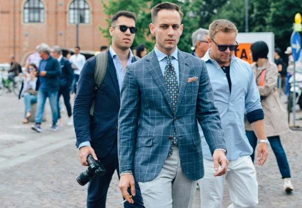 Suit xanh dương điểm nhấn cho phong cách quý ông - 16