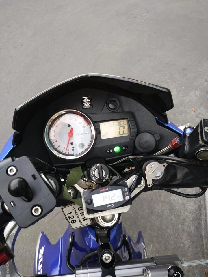 Suzuki raider độ full đồ nghề touring - 9