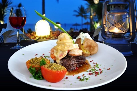 Thưởng thức steak tại furama resort đà nẵng - 2