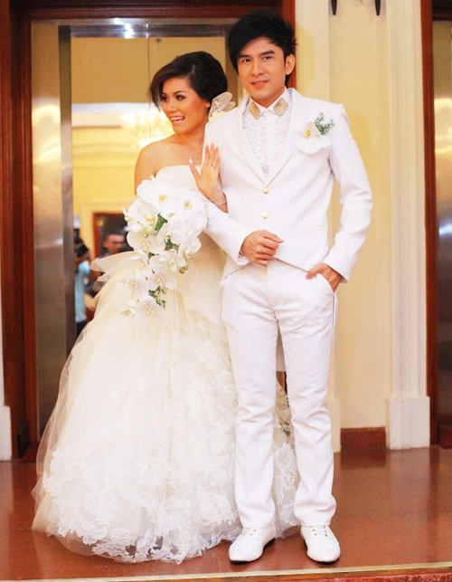 Top váy cưới đẹp nhất vbiz năm 2013 - 4