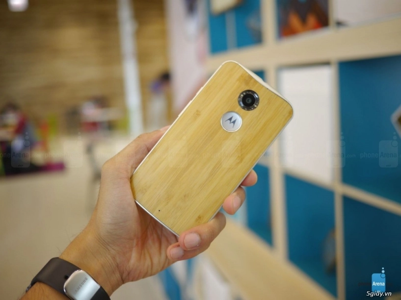 Trên tay moto x thế hệ 2 máy đẹp cấu hình khỏe camera bình thường - 1