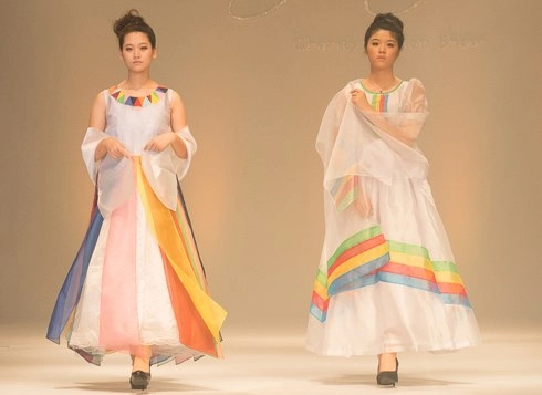 Váy áo điệu đà cách tân từ hanbok - 10