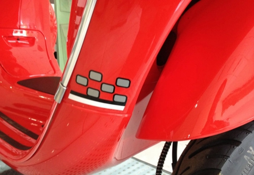 Vespa esclusivo ra mắt phiên bản đặc biệt giá chỉ gần 30 triệu đồng - 8