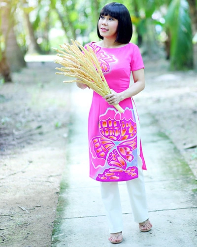 Việt hương diện áo dài cách tân màu sắc - 6