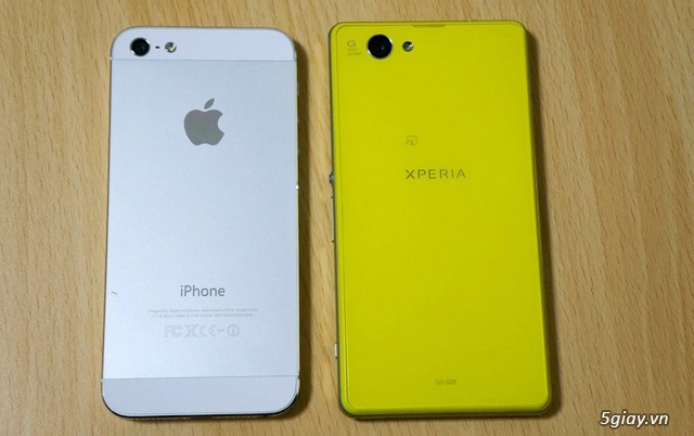 Xperia z1f trông không khác iphone là mấy - 2
