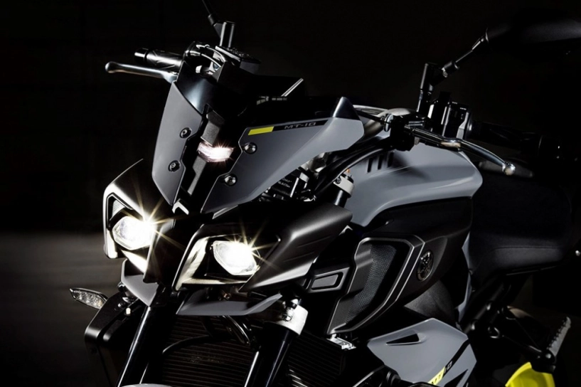 Yamaha mt-10 dòng nakedbike r1 vừa được giới thiệu - 2