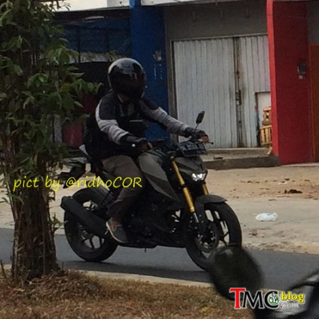 Yamaha mt-15 lại tiếp tục lộ ảnh chạy thử tại indonesia - 2