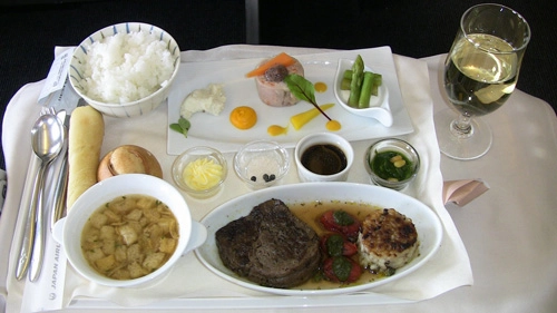 10 hãng hàng không có đồ ăn ngon nhất thế giới - 5