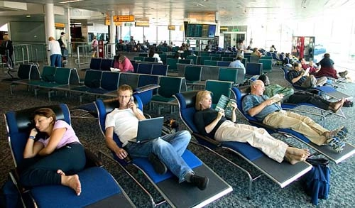 10 khách du lịch thừa nhận từng sex tại sân bay - 2