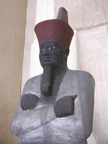 10 pharaoh vĩ đại nhất trong lịch sử - 7