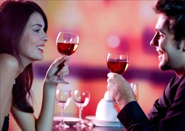 5 sai lầm nam giới cần tránh trong buổi hẹn hò đầu tiên - 1