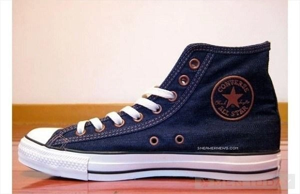 6 đôi sneakers denim được ưa thích nhất lịch sử - 6