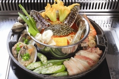 Ăn và nhận quà giá trị tại seoul garden - 2