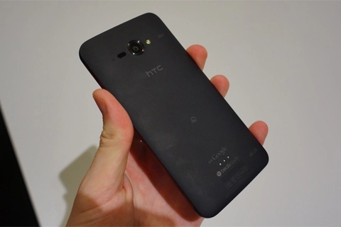 Ảnh thực tế htc j butterfly - 5