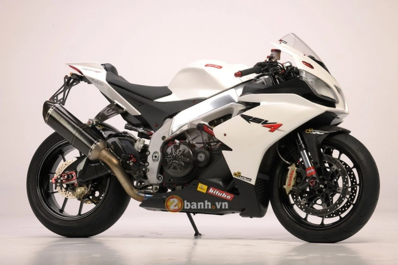 Aprilia rsv4 độ phiên bản lightech đầy hầm hố và phong cách - 14