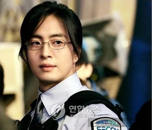 Bae yong joon bớt phần nam tính vì tóc dài - 10