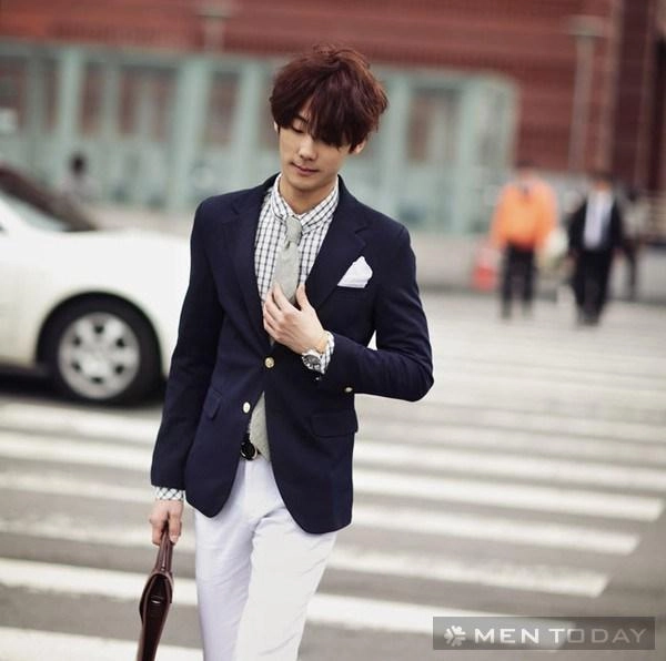 Biến tấu nhanh blazer từ công sở tới buổi hẹn - 3