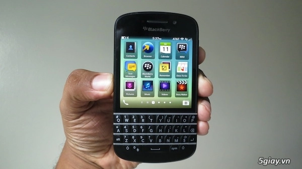 Blackberry q10 giảm giá bán sốc còn dưới 5 triệu đồng - 2