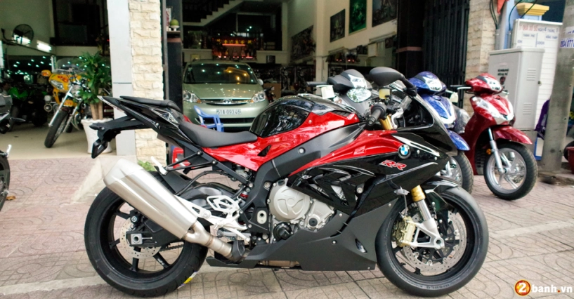 Bmw s1000rr 2016 phiên bản đỏ đen đầu tiên về việt nam - 2