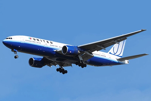 Boeing 777 được xếp vào loại máy bay an toàn nhất - 1