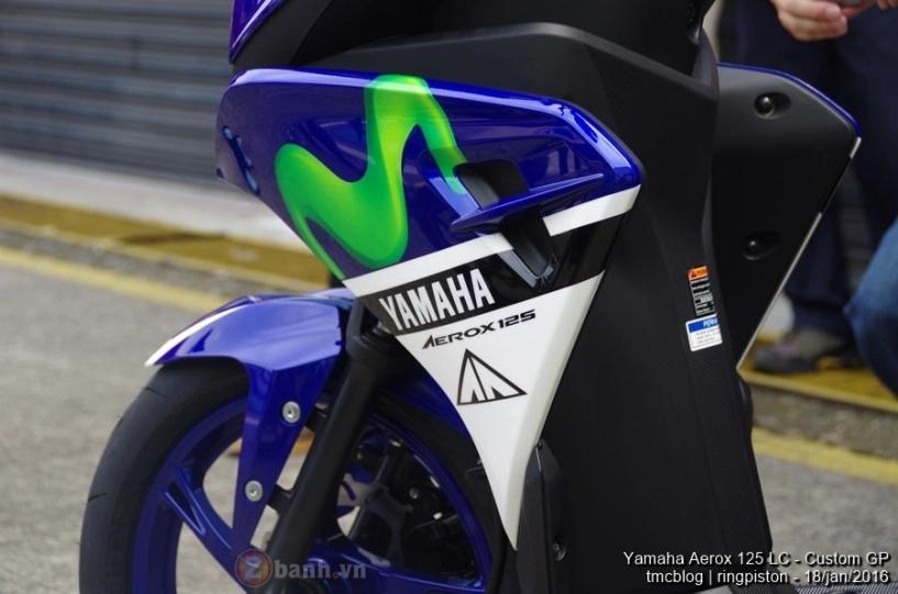 Cận cảnh yamaha aerox 125 movistar 2016 - 3