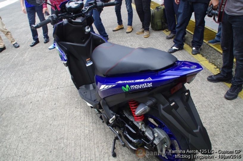 Cận cảnh yamaha aerox 125 movistar 2016 - 4