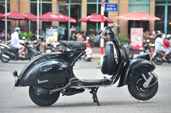 Chiếc xe vespa cổ độc nhất sài gòn mang tên hoàng vespa - 4