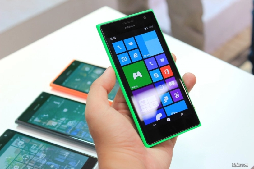 Chụp ảnh tự sướng nhận ngay lumia 730 - 2