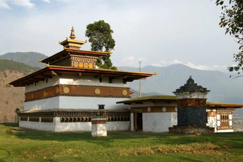 của quý của đàn ông - bùa thiêng đuổi tà ma ở bhutan - 3