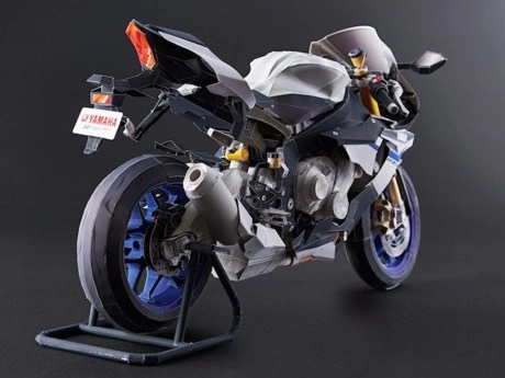 Cùng ngắm mô hình yamaha r1m có tỉ lệ 15 so với xe thật - 4