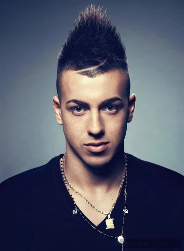 Cùng soi kiểu tóc modern mohican style của el shaarawy - 19