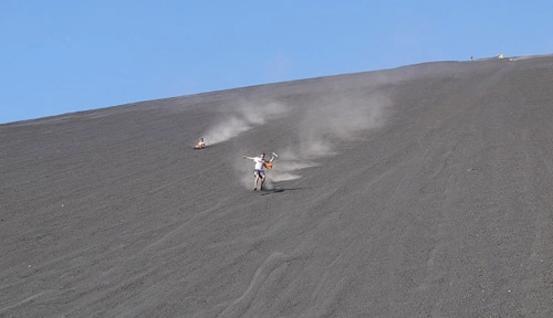 Đường đua mạo hiểm trên núi lửa ở nicaragua - 3