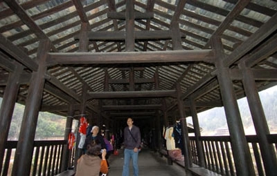 Feng yu cầu gỗ có mái dài nhất châu á - 3