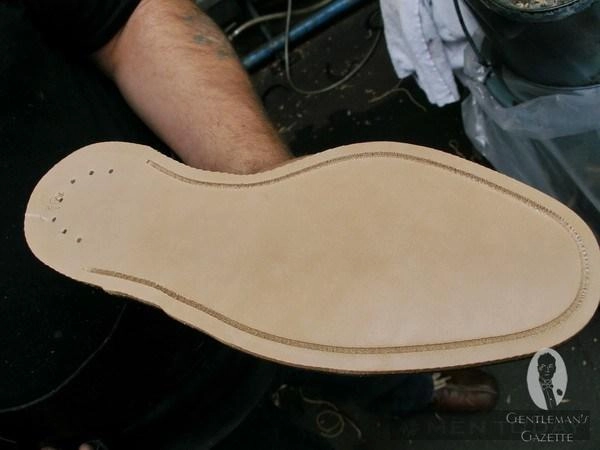 Giày sanders và quy trình tạo nên một đôi giày thượng hạng - 12