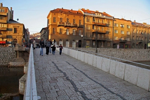 Góc phố làm thay đổi cả thế giới ở bosnia-herzegovina - 2