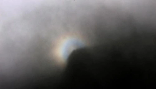 hào quang phật tổ từ mây mù và ánh sáng - 2
