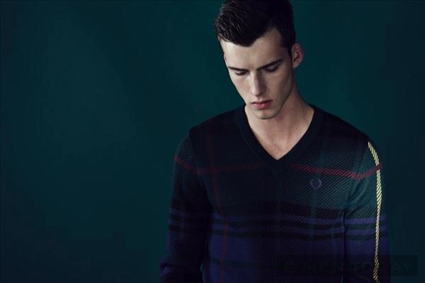 Hiện đại và nam tính cùng trang phục kẻ tartan của fred perry - 8