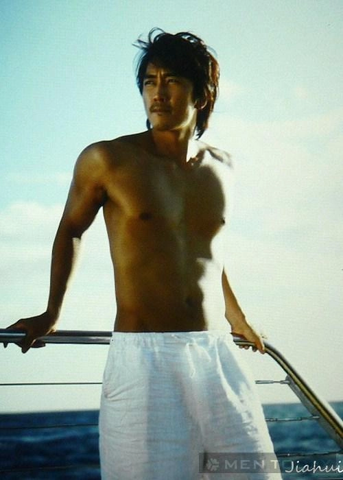 Hình ảnh mới nhất của song seung hun tại hawaii - 7