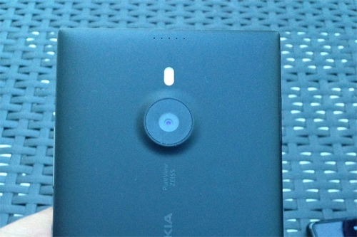 Hình ảnh mới về lumia 1520 màn hình 6 inch - 1