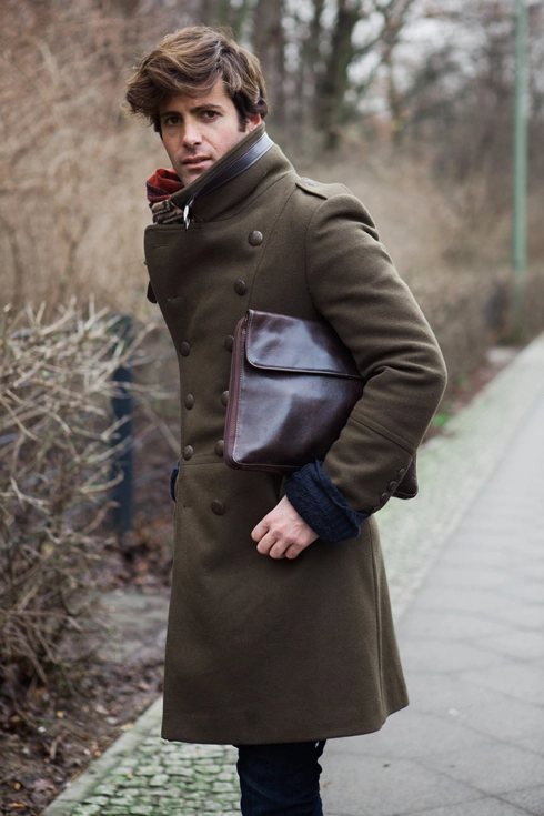 Học cách mix đồ phong cách military từ street style - 3