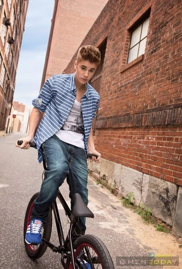 Justin bieber trẻ trung và năng động với trang phục adidas - 9