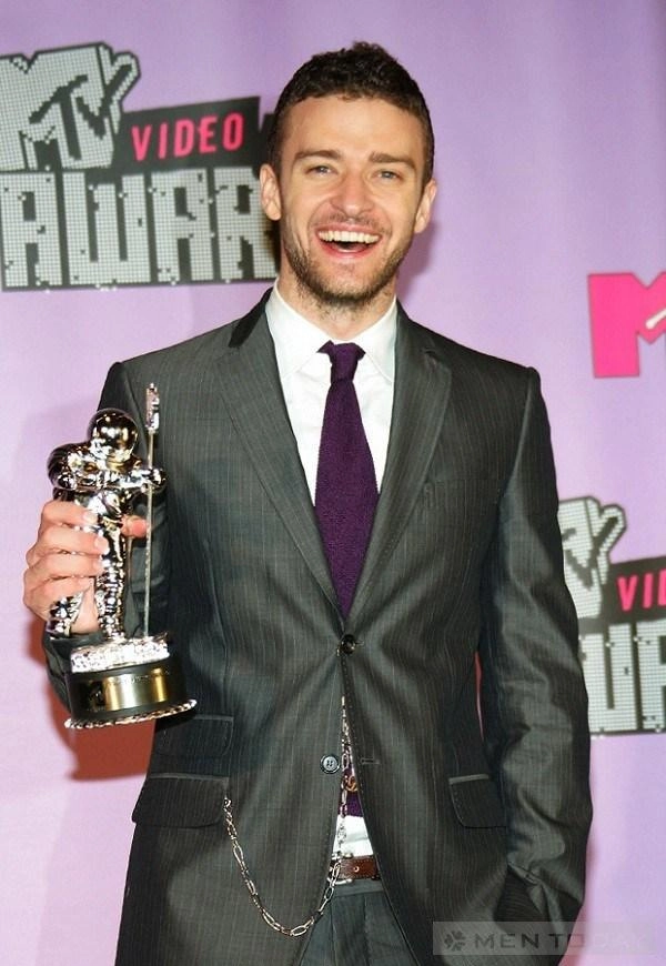 Justin timberlake tự tin với suits and tie - 14
